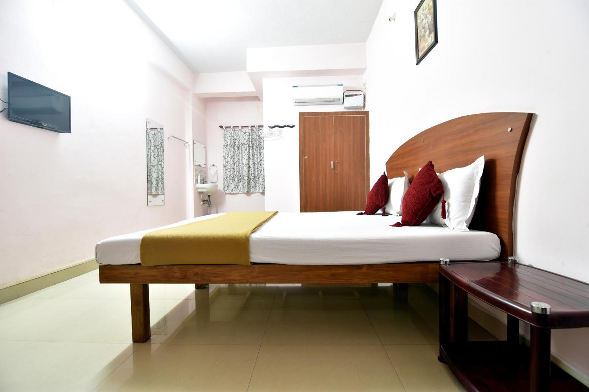 Royal Green Accommodation Chennai Airport Exterior photo