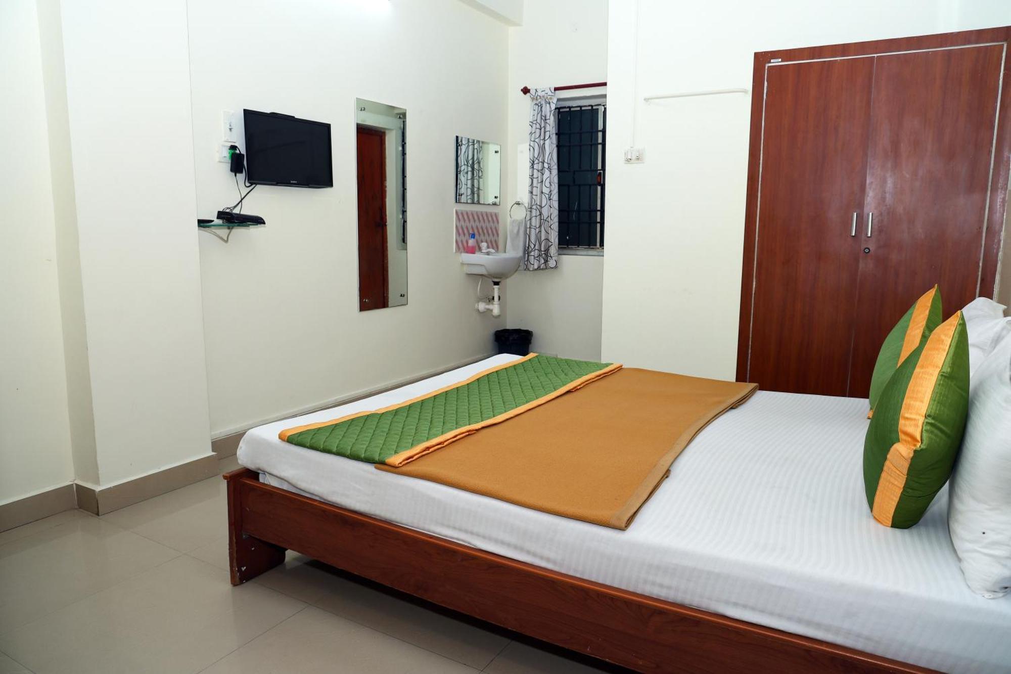 Royal Green Accommodation Chennai Airport Exterior photo